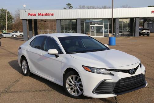 2021 Toyota Camry LE