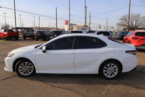 2021 Toyota Camry LE