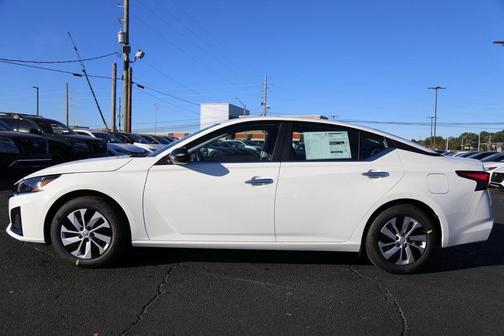 2025 Nissan Altima S