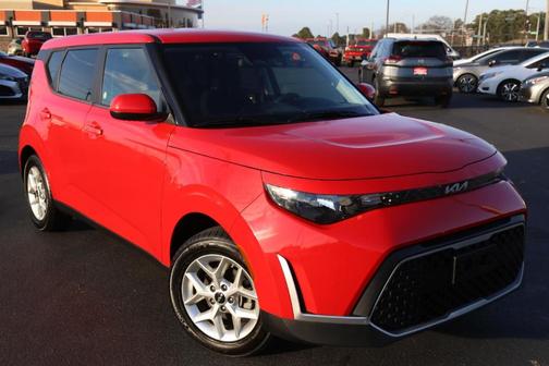 2024 Kia Soul LX