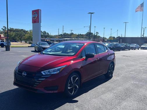 2025 Nissan Versa 1.6 SR