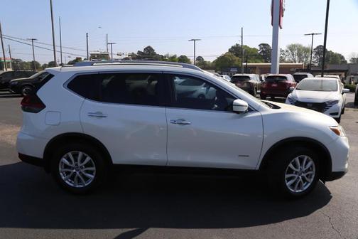 2018 Nissan Rogue Hybrid SV