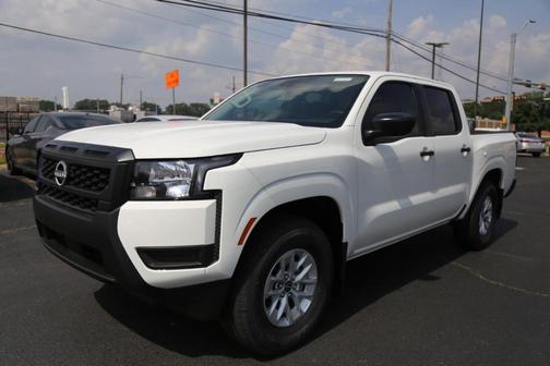 2025 Nissan Frontier S