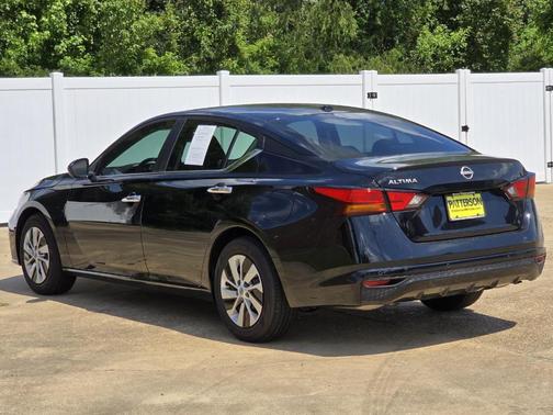 Black 2025 Nissan Altima S