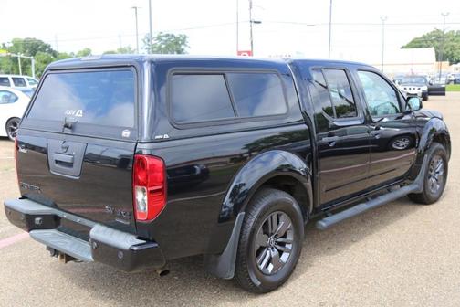 2020 Nissan Frontier SV