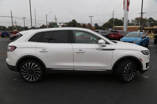 2019 Lincoln Nautilus Black Label
