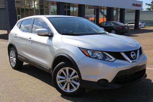 2017 Nissan Rogue Sport S