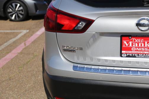 2017 Nissan Rogue Sport S