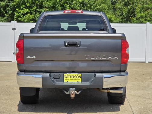 Black 2014 Toyota Tundra SR5