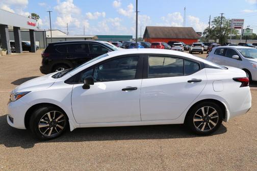 2024 Nissan Versa S
