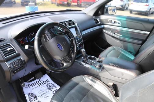 2017 Ford Explorer sport