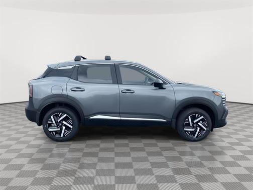 Gun Metallic 2026 Nissan Kicks SV