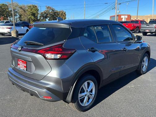 2025 Nissan Kicks Play S