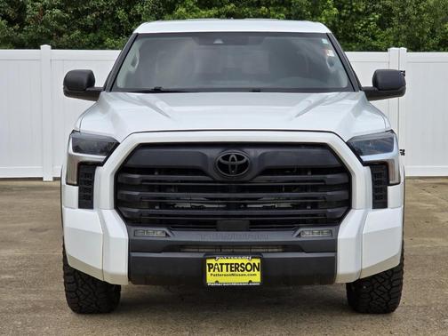 Ice 2023 Toyota Tundra SR5