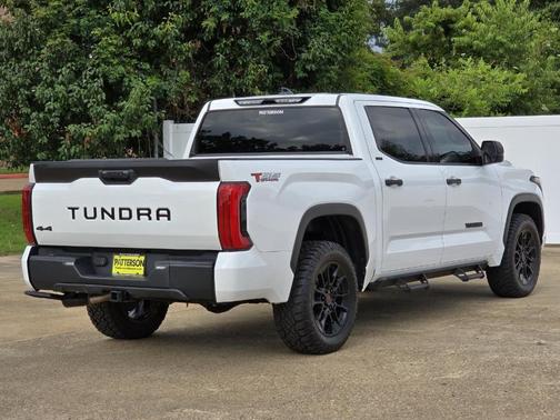 Ice 2023 Toyota Tundra SR5