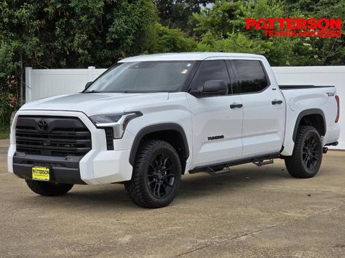 Ice 2023 Toyota Tundra SR5