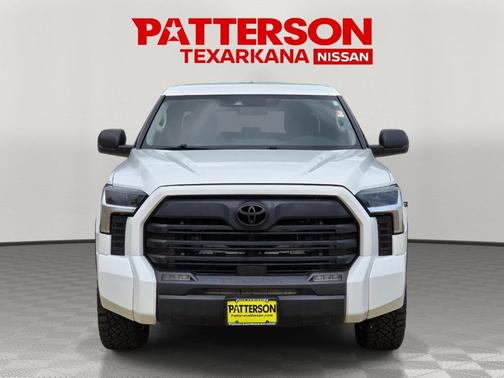 Ice 2023 Toyota Tundra SR5