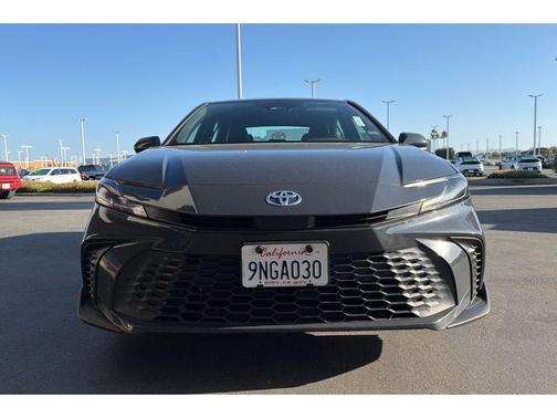 Underground 2025 Toyota Camry SE
