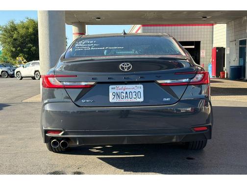 Underground 2025 Toyota Camry SE