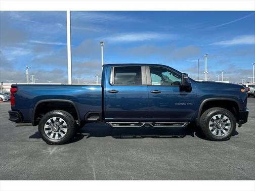 2022 Chevrolet Silverado 2500 Custom
