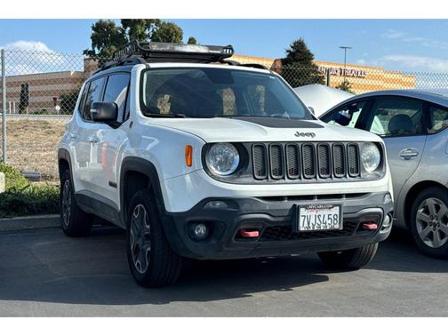 2016 Jeep Renegade Trailhawk