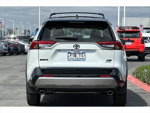 2025 Toyota RAV4 Hybrid SE