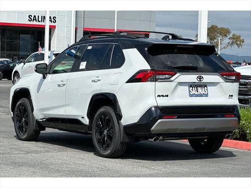 2025 Toyota RAV4 Hybrid SE