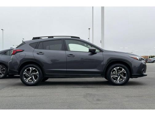 Magnetite Gray Metallic/Crystal Black Silica 2025 Subaru Crosstrek Premium