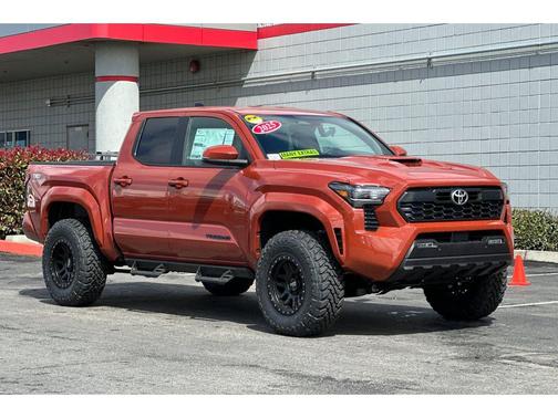 2025 Toyota Tacoma TRD Sport