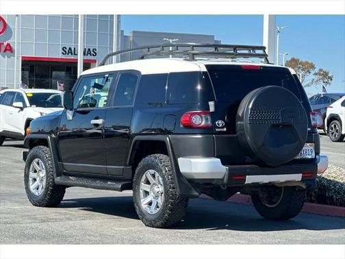 2014 Toyota FJ Cruiser Base