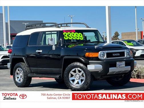 2014 Toyota FJ Cruiser Base