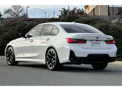 2025 BMW M340 xDrive