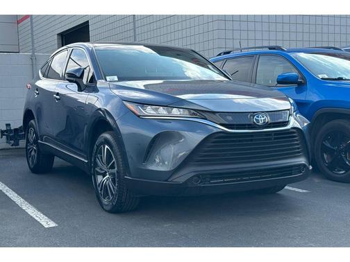 2022 Toyota Venza LE