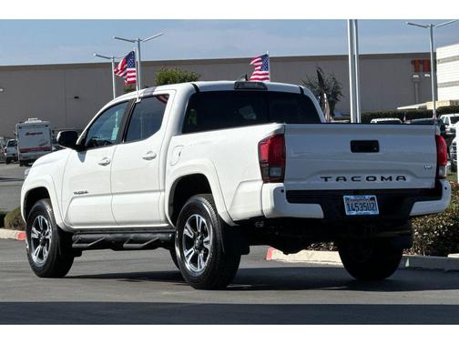 2019 Toyota Tacoma SPORT