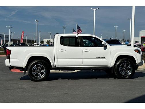 2019 Toyota Tacoma SPORT