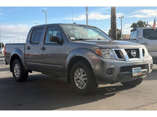 Gun Metallic 2018 Nissan Frontier SV