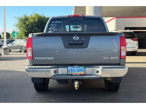 Gun Metallic 2018 Nissan Frontier SV