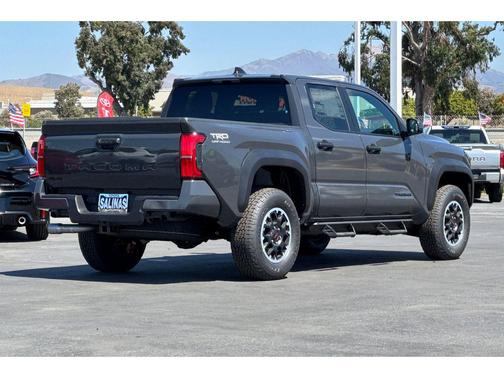 2025 Toyota Tacoma TRD Off Road