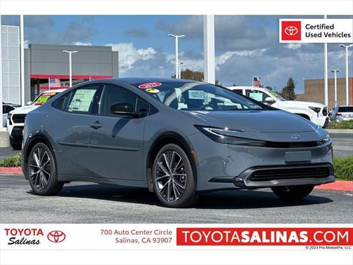 2025 Toyota Prius XLE