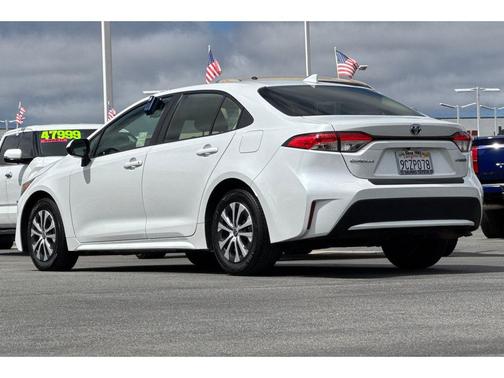 2022 Toyota Corolla Hybrid LE