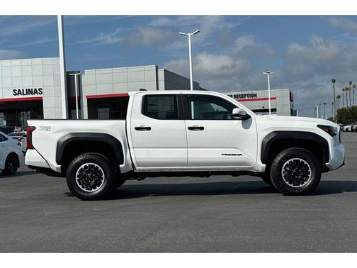 2025 Toyota Tacoma TRD Off Road