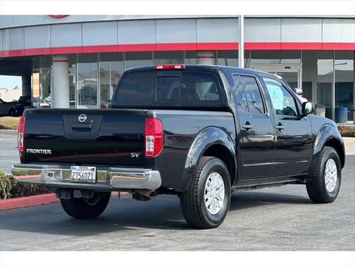 2016 Nissan Frontier SV