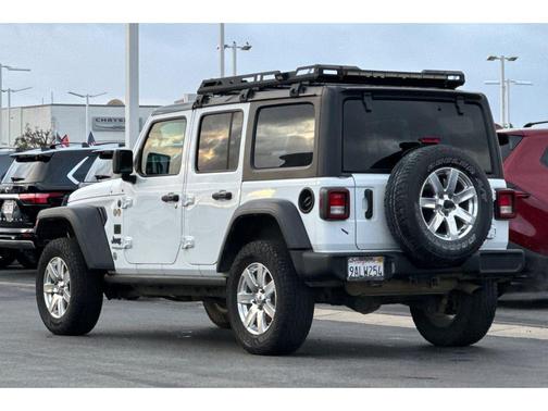 2022 Jeep Wrangler Unlimited Sport