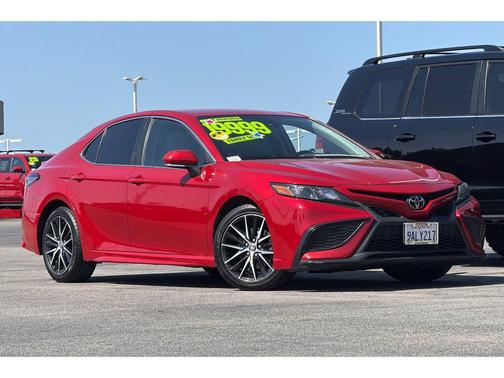 Supersonic Red 2022 Toyota Camry SE