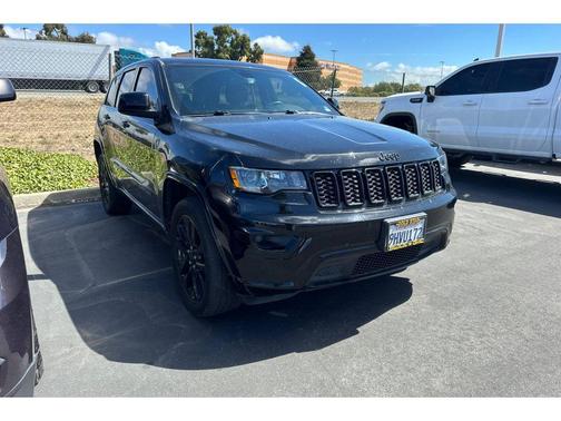 2021 Jeep Grand Cherokee Laredo