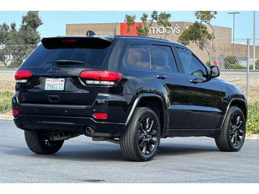 2021 Jeep Grand Cherokee Laredo