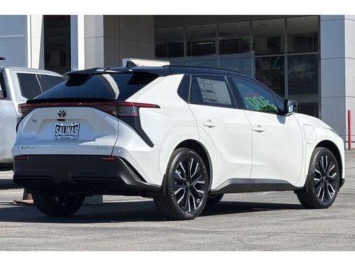 Wind Chill Pearl w/Midnight Black Metallic Roof 2026 Toyota bZ Limited