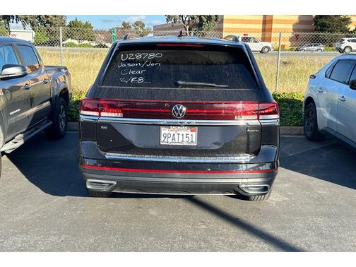 2024 Volkswagen Atlas 2.0T SE