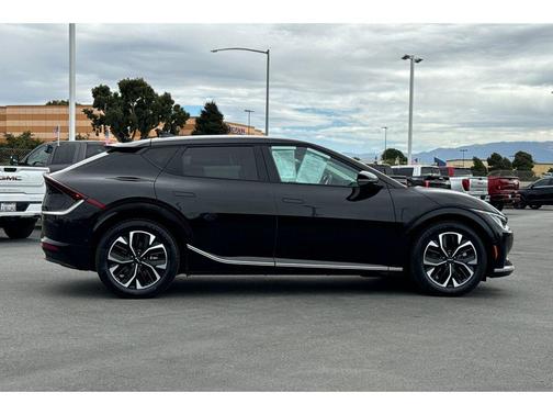 2022 Kia EV6 Wind