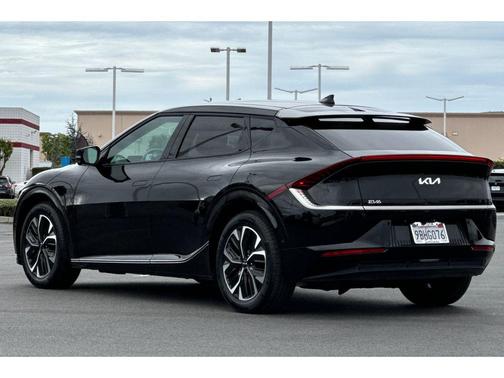 2022 Kia EV6 Wind